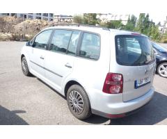 Volkswagen Touran 1.9 TDI 77kW VADNÝ VSTŘIK - 8