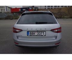 Škoda Superb 2.0 TDI 140kW 4x4 DSG ČR ! - 11