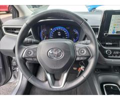 Toyota Corolla 1,5 VVTi 6 MT Comfort Style Tech  SD - 8