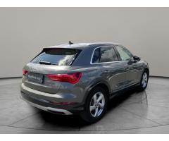 Audi Q3 40TFSI Quattro S tronic ADVANC - 9