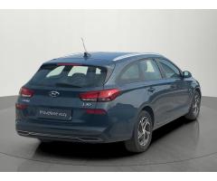 Hyundai i30 Combi 1,5i CVVT Comfort 80 kW - 2