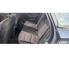 Hyundai i30 Combi 1,5i CVVT Comfort 80 kW - 6