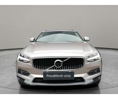 Volvo V90 2,0 Cross Country Bright Plus - 4