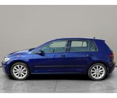 Volkswagen Golf Variant R-Line mHEV DSG Zlevněno o 16 000 Kč