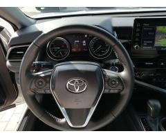 Toyota Camry 2.5 HEV 1CVT Prestige - 8