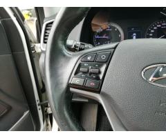 Hyundai Tucson 1.7 CRDI Trikolor Plus 85 kW - 10