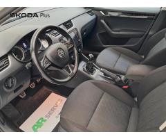 Škoda Octavia COMBI 4X4 ELEGANCE 110/2.0 M6A - 12