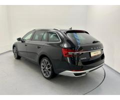 Škoda Superb COMBI SCOUT 2.0TDI/147kW 4X4 - 9