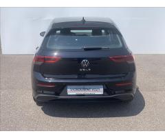 Volkswagen Golf 1,0 TSi 81kW LIFE  8 - 8