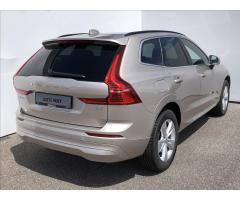 Volvo XC60 2,0 FWD BENZIN CORE  B4 - 2