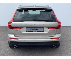 Volvo XC60 2,0 AWD MOMENTUM  D4 - 8