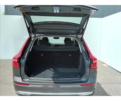 Volvo XC60 2,0 AWD INSCRIPTION  B5 - 11