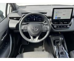 Toyota Corolla 1,8 Hybrid e-CVT STYLE - 6