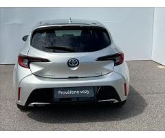 Toyota Corolla 1,8 Hybrid e-CVT STYLE - 8