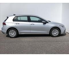 Volkswagen Golf 1,0 TSi 81kW BASIC  8 - 3