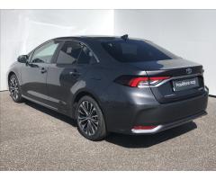 Toyota Corolla 1,8 Hybrid e-CVT STYLE  REZERVACE - 9