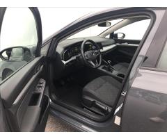 Volkswagen Golf 1,0 TSi 81kW LIFE  8 - 6