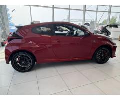 Toyota Yaris 1,6 GR Dynamic + Sport - 7