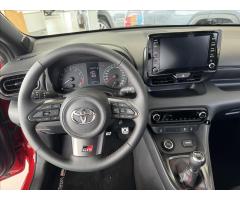 Toyota Yaris 1,6 GR Dynamic + Sport - 12