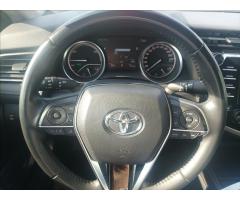 Toyota Camry 2,5 Executive - 8