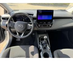 Toyota Corolla 1,5 Comfort - 12