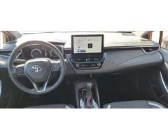 Toyota Corolla 1,8 Hybrid GR Sport e-CVT SDN - 9