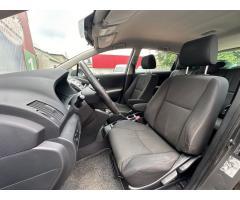 Toyota Corolla Verso 2.2 D-4D. Klimatizace, Tažné - 15