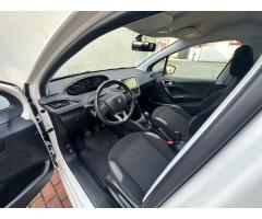 Peugeot 208 1.2 PureTech Access, ČR, 1.Maj - 12