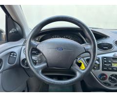 Ford Focus 1.6 16V Ambiente, TOP Stav - 15