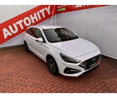 Hyundai i30 1.6 CRDi Smart, ČR, 1.Maj - 5