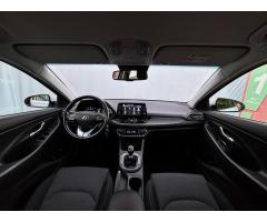 Hyundai i30 1.6 CRDi Smart, ČR, 1.Maj - 15