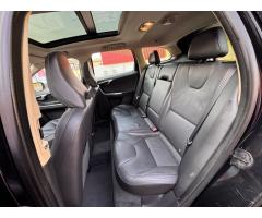 Volvo XC60 D4 Summum AWD Aut., ČR, ACC - 11