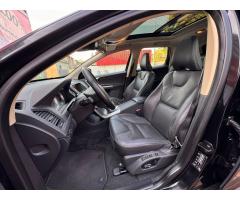 Volvo XC60 D4 Summum AWD Aut., ČR, ACC - 14