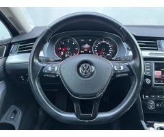 Volkswagen Passat 2.0 TDi Highline, ČR, Serviska - 16