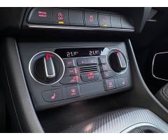 Audi Q3 2.0 TDi Quattro S tronic, Bose - 24