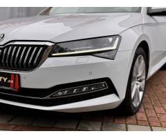 ŠKODA SUPERB COMBI 2.0TDI 140 LAURIN&K 4X4 DSG 7ST