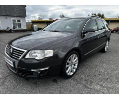 Volkswagen Passat 2,0 TDI HIGHLINE VARIANT-TAŽNÉ - 18