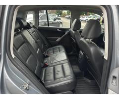 Volkswagen Tiguan 2,0 TDI 4MotionDSG-PLNÁ VÝBAVA - 15