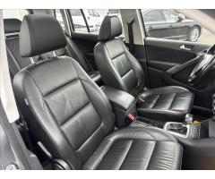 Volkswagen Tiguan 2,0 TDI 4MotionDSG-PLNÁ VÝBAVA - 17