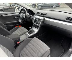 Volkswagen Passat CC 1,8 TSI - MÁLO KM-HEZKÁ VÝBAVA - 18