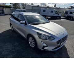 Ford Focus 1,5 ST-LINE-MÁLO KM-SUPER STAV - 8