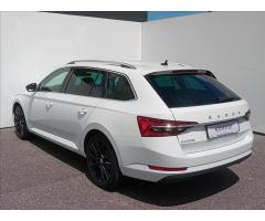 Škoda Superb 2,0 TDi 110kW 7DSG STYLE - 9