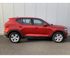 Volvo XC40 2,0 B3 benzín Core - 6