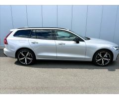 Volvo V60 2,0 B4 FWD Plus Dark - 6