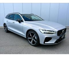 Volvo V60 2,0 B4 FWD Plus Dark - 7