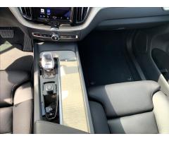 Volvo XC60 2,0 B5 AWD diesel Inscription - 22