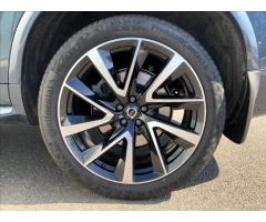 Volvo XC90 2,0 B6 AWD benzin Inscription - 28