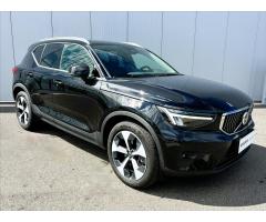 Volvo XC40 2,0 B4 FWD Plus Bright  REZERVACE - 7