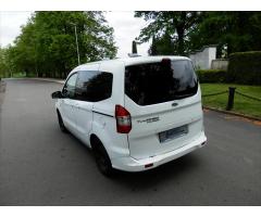 Ford Tourneo Courier 1,5 TDCi, 5míst, Klima, Pojízdné - 7