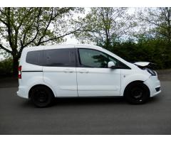 Ford Tourneo Courier 1,5 TDCi, 5míst, Klima, Pojízdné - 10